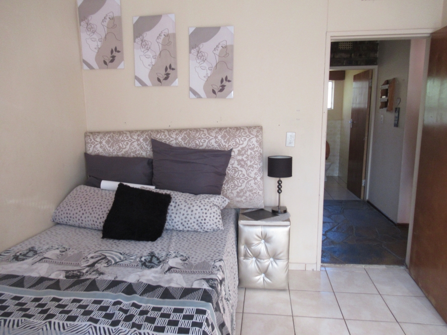 4 Bedroom Property for Sale in Riebeeckstad Free State